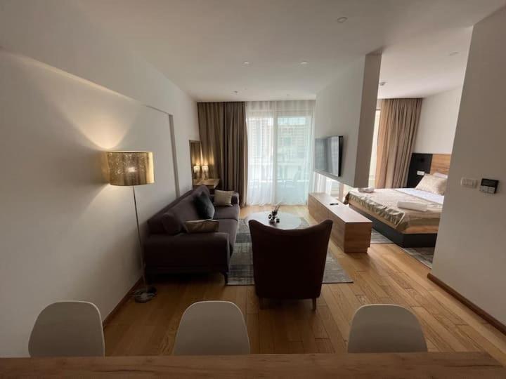 Apartments Lux Budva Exterior foto
