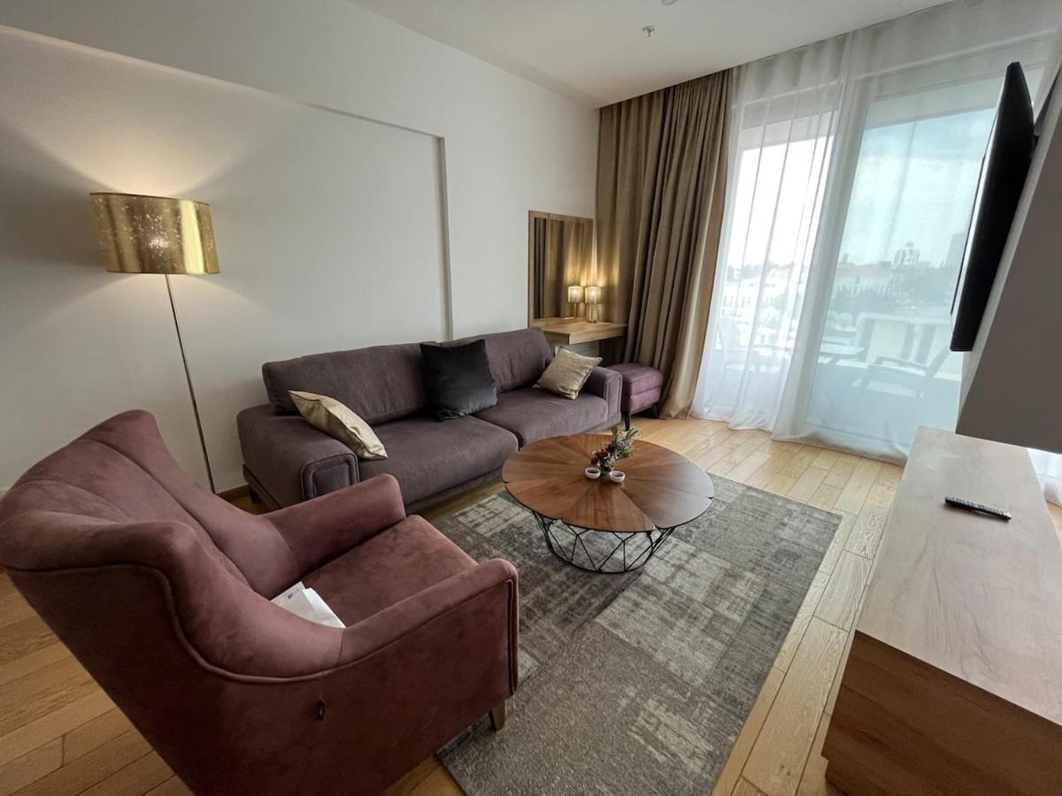Apartments Lux Budva Exterior foto
