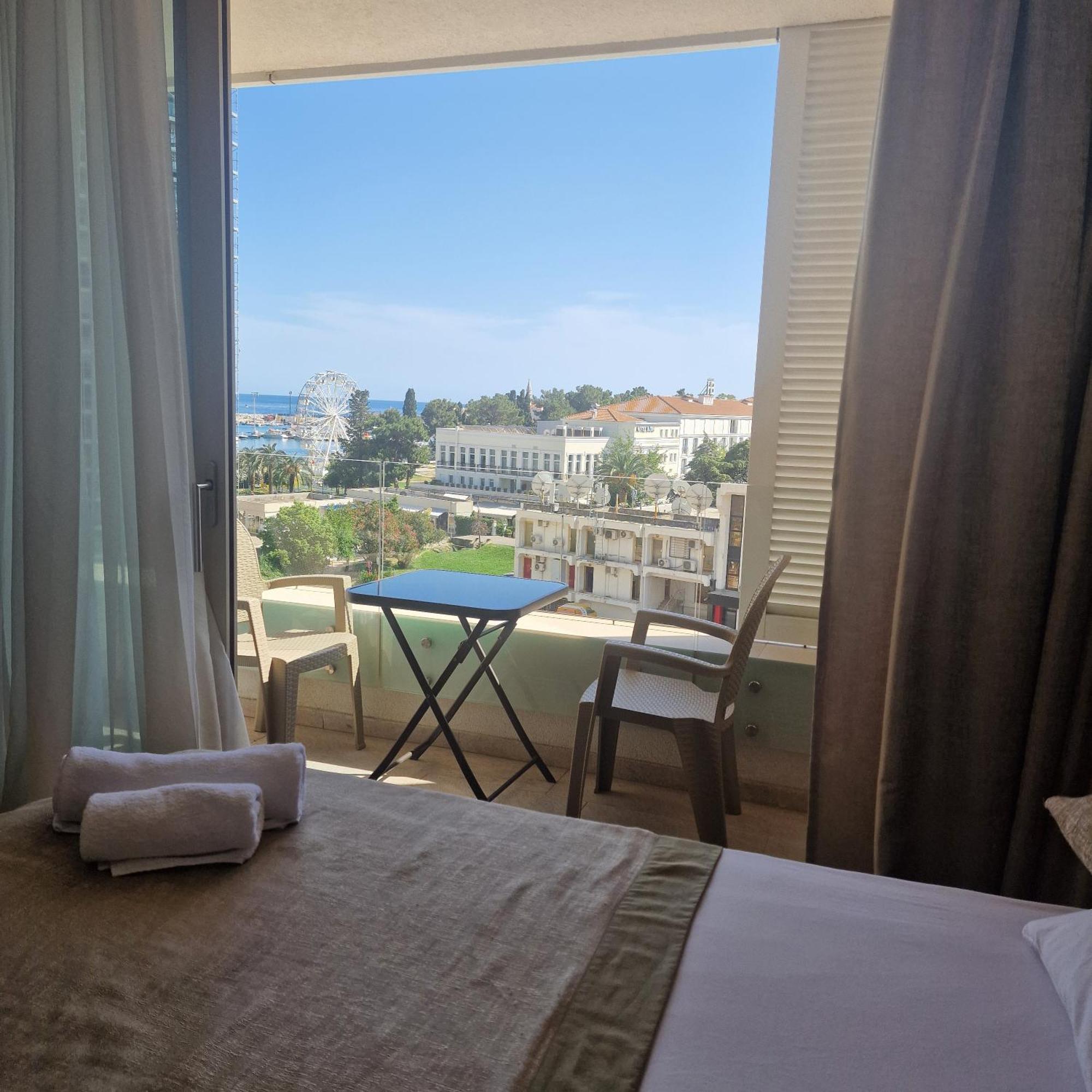 Apartments Lux Budva Quarto foto